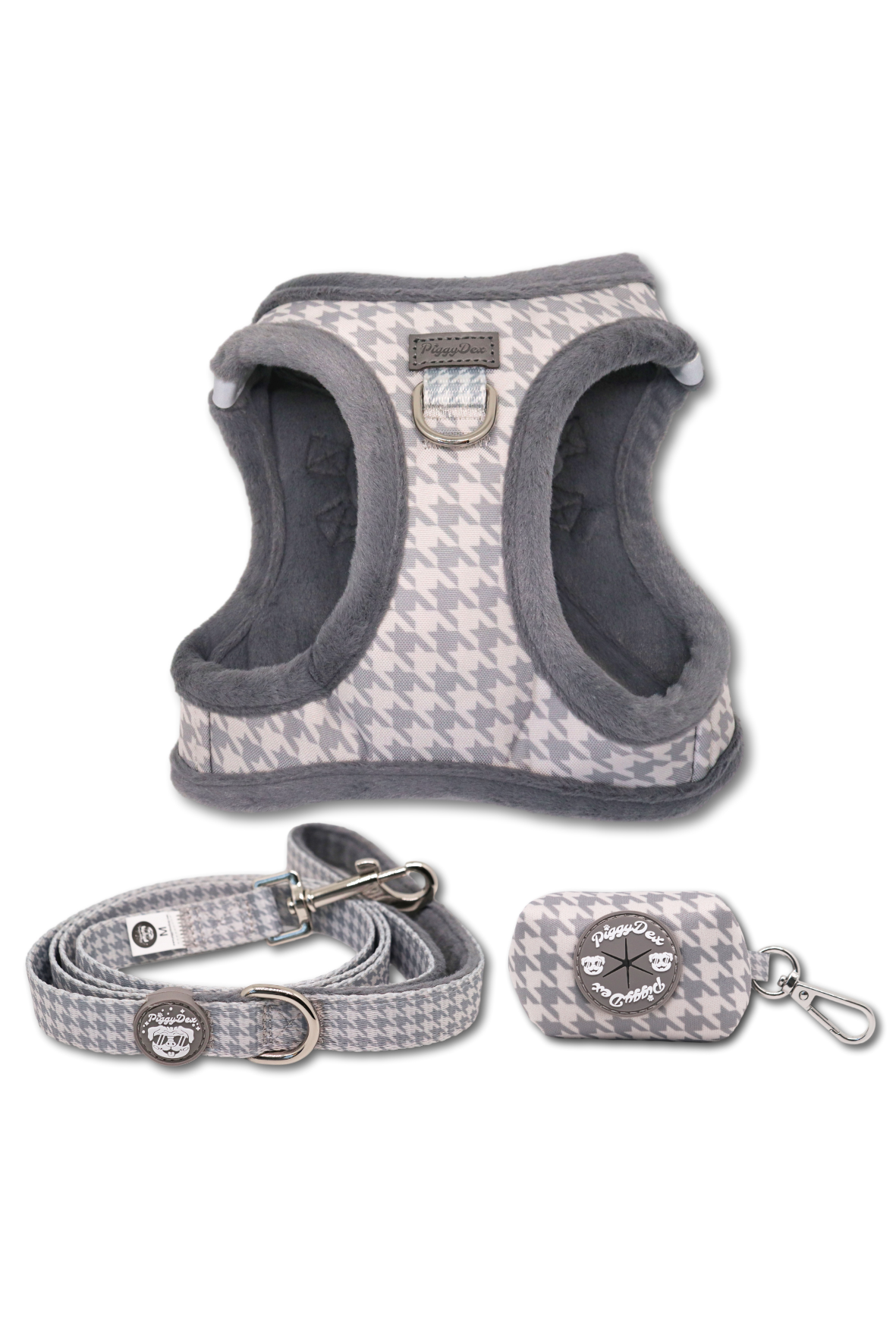 Step-in harness + leash + poopbag holder UNDERWATER